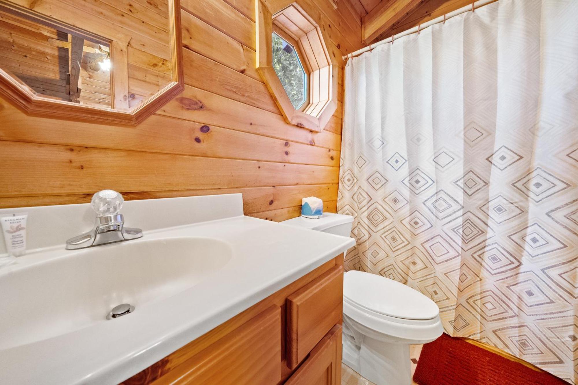 Baloo'S Bungalow Gatlinburg Exterior photo
